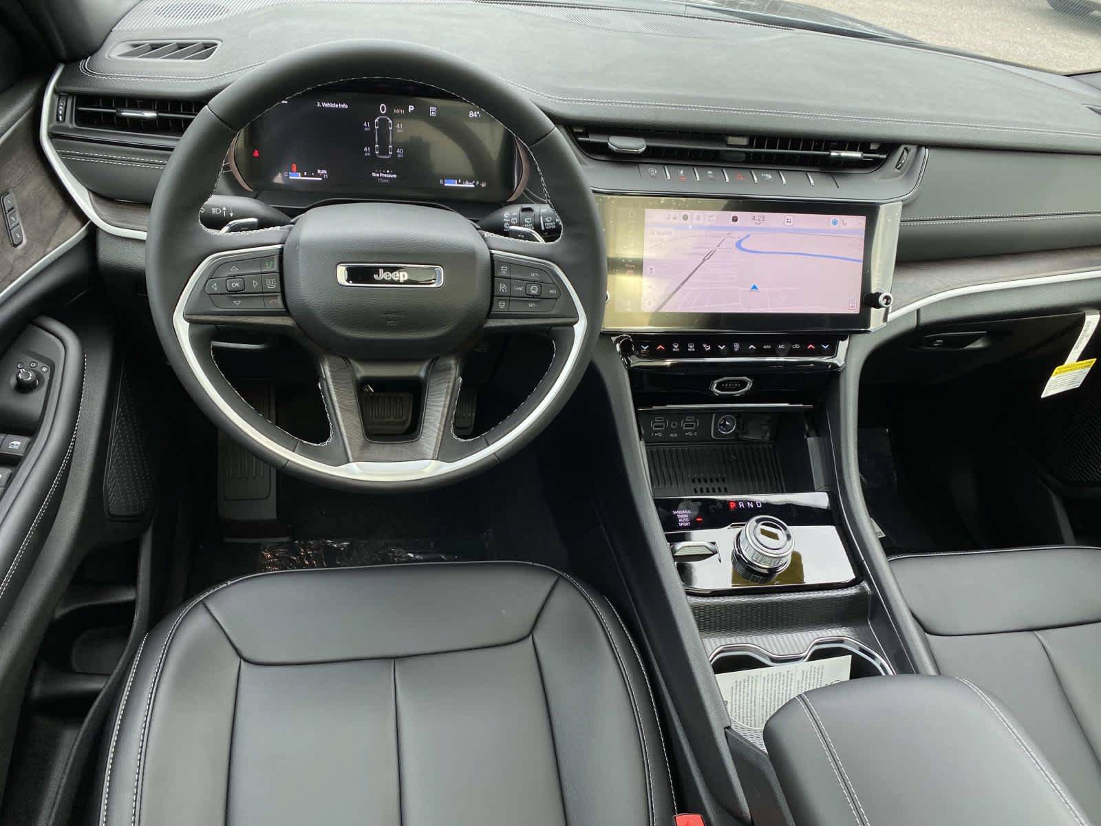 New 2027 Jeep Grand Cherokee L Limited AWD/4WD image 8