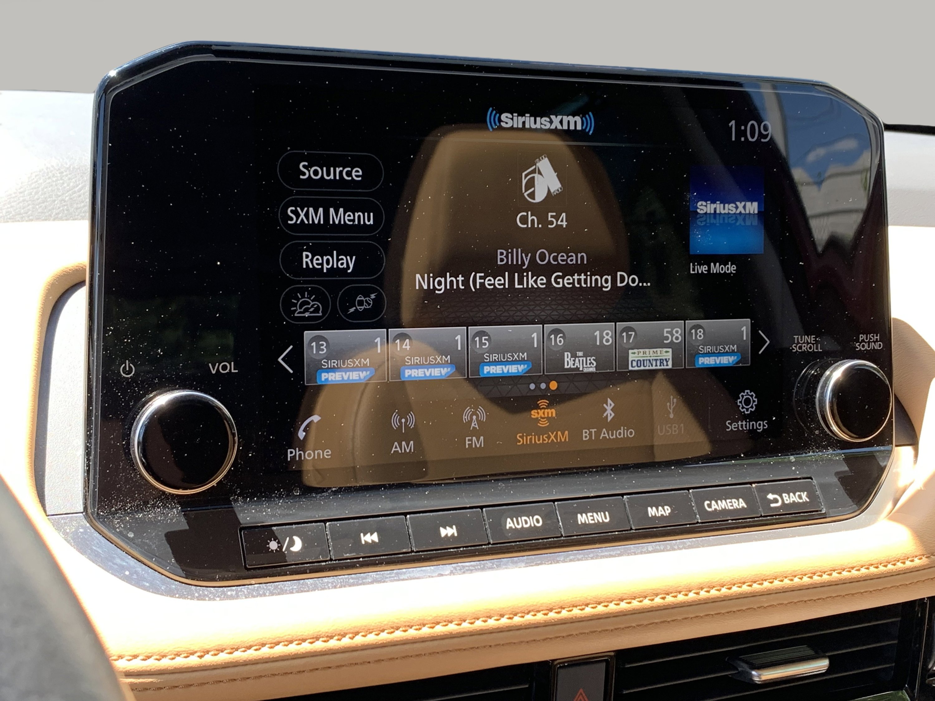 Used 2023 Nissan Rogue Platinum image 40