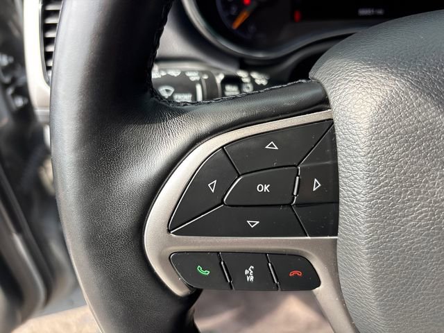 Used 2022 Jeep Grand Cherokee Laredo X AWD/4WD image 21