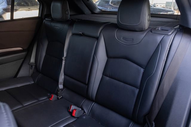 Used 2024 Cadillac XT4 Premium Luxury image 32
