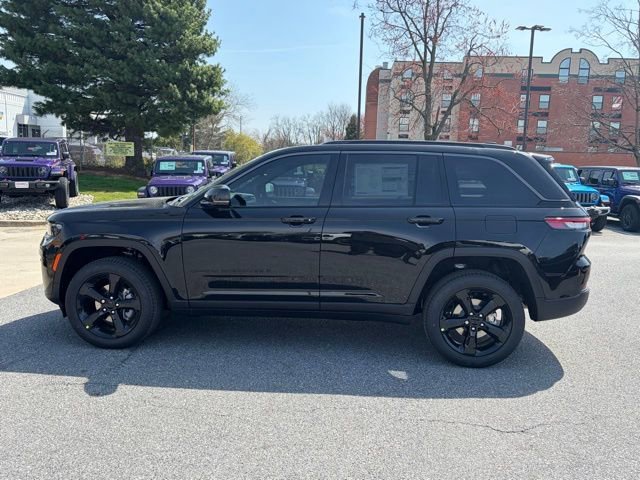 New 2026 Jeep Grand Cherokee Limited AWD/4WD image 4