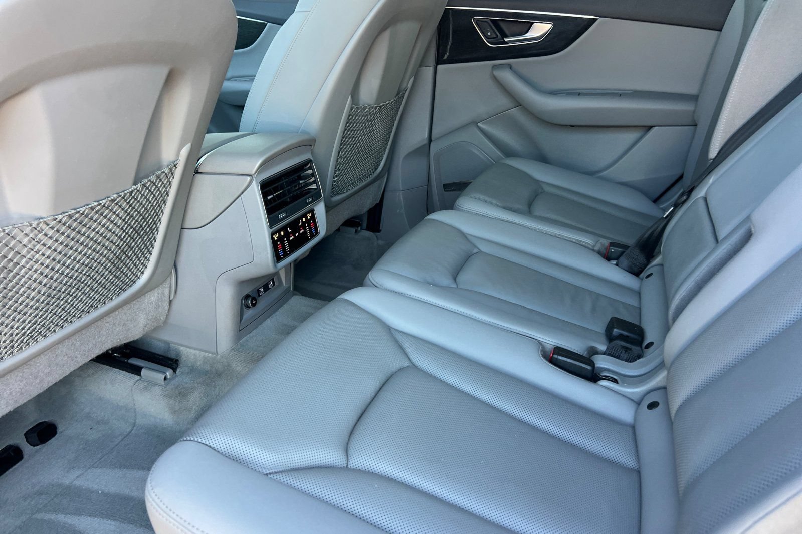 Used 2020 Audi Q7 2.0T Premium Plus w/ Premium Plus Package AWD/4WD image 14
