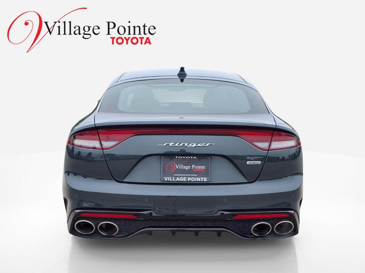 Used 2022 Kia Stinger GT1 AWD/4WD image 4