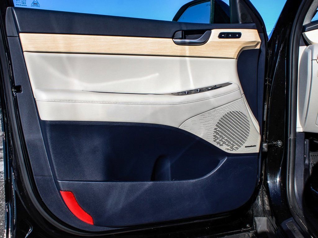 Used 2023 Hyundai Palisade Limited image 8