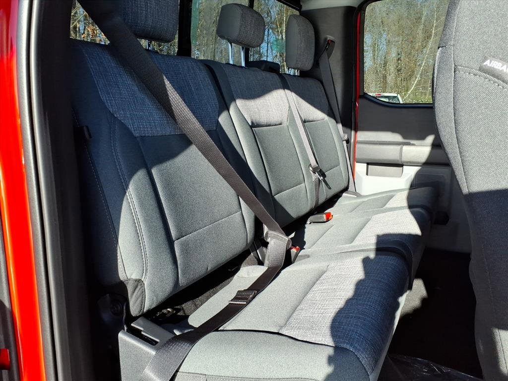 New 2026 Ford F250 XLT w/ FX4 Off-Road Package image 13