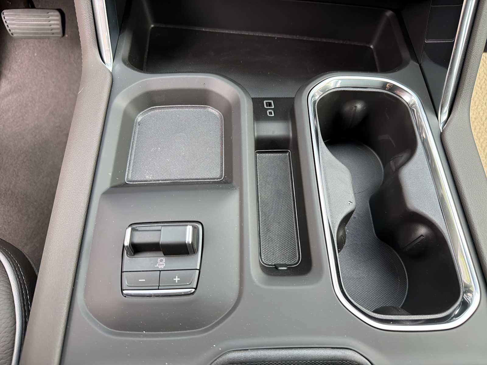 New 2026 GMC Sierra 2500 Denali w/ Denali Reserve Package AWD/4WD image 11