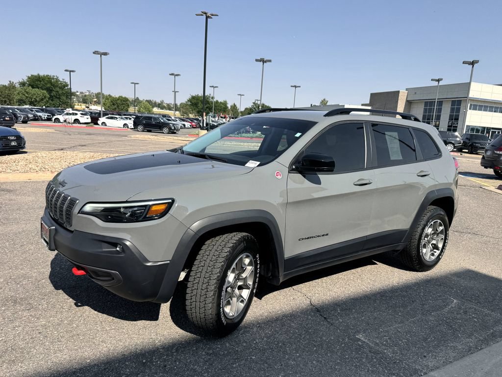 Used 2022 Jeep Cherokee Trailhawk w/ Premium Leather Package AWD/4WD image 4