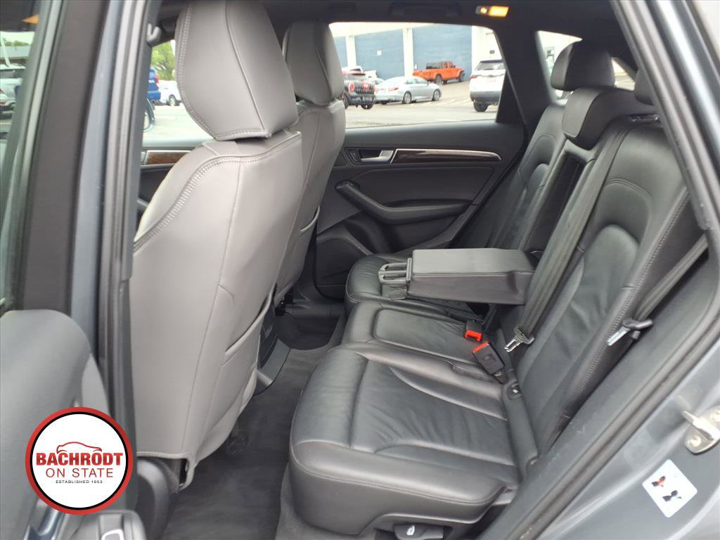 Used 2016 Audi Q5 3.0T Premium Plus w/ Black Optic Package AWD/4WD image 28