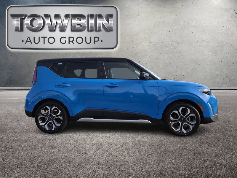 Certified 2025 Kia Soul EX FWD image 3