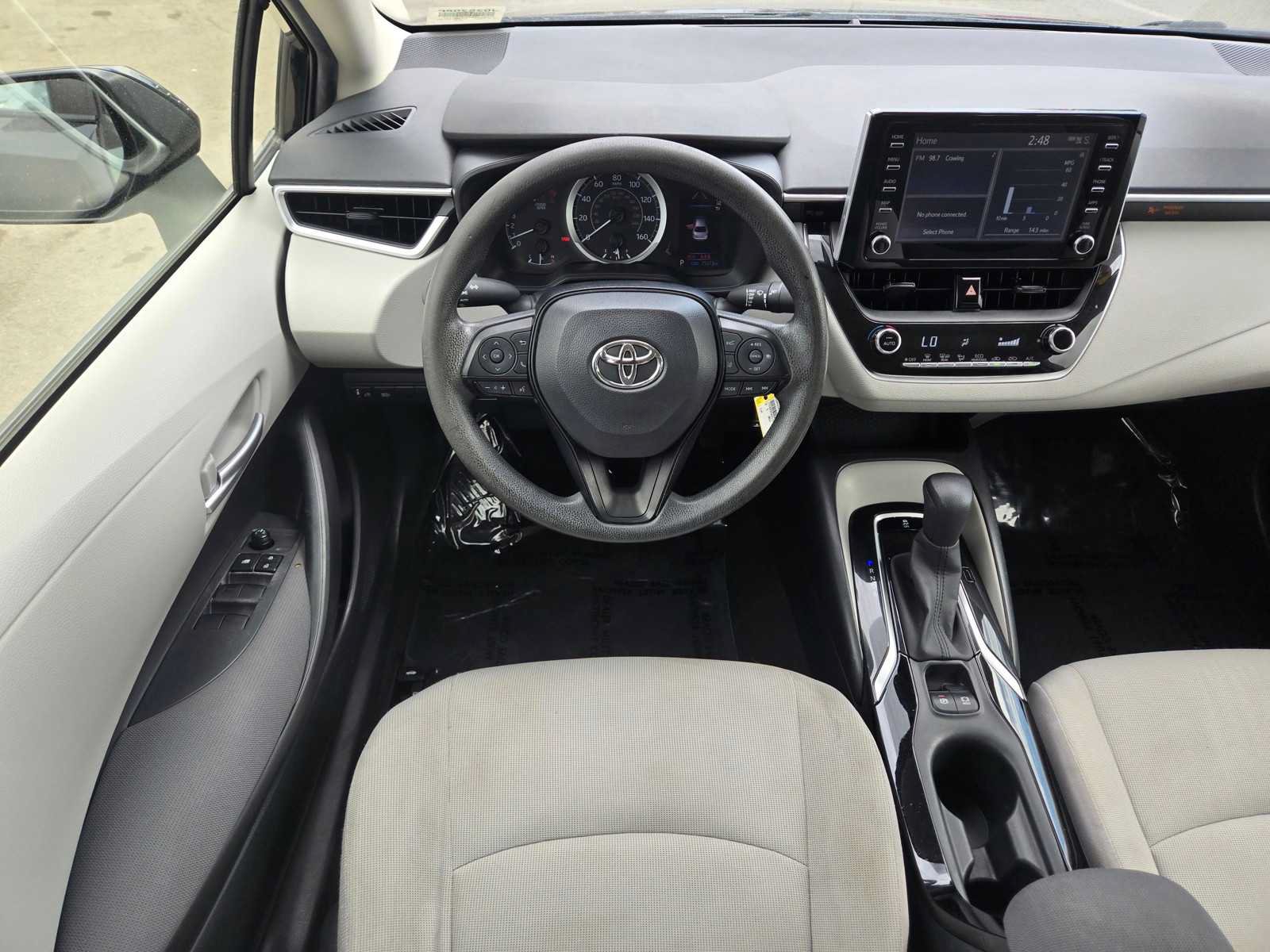 Used 2020 Toyota Corolla LE w/ Carpet Mat Package (TMS) FWD image 17