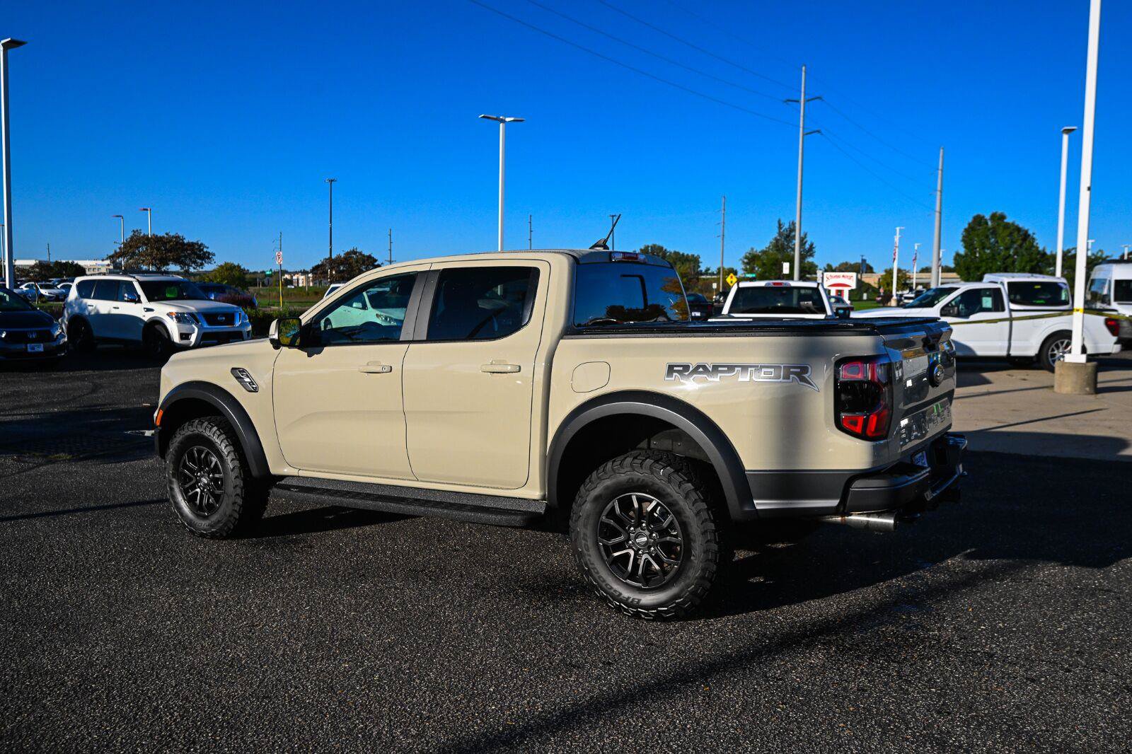 Used 2025 Ford Ranger Raptor AWD/4WD image 7
