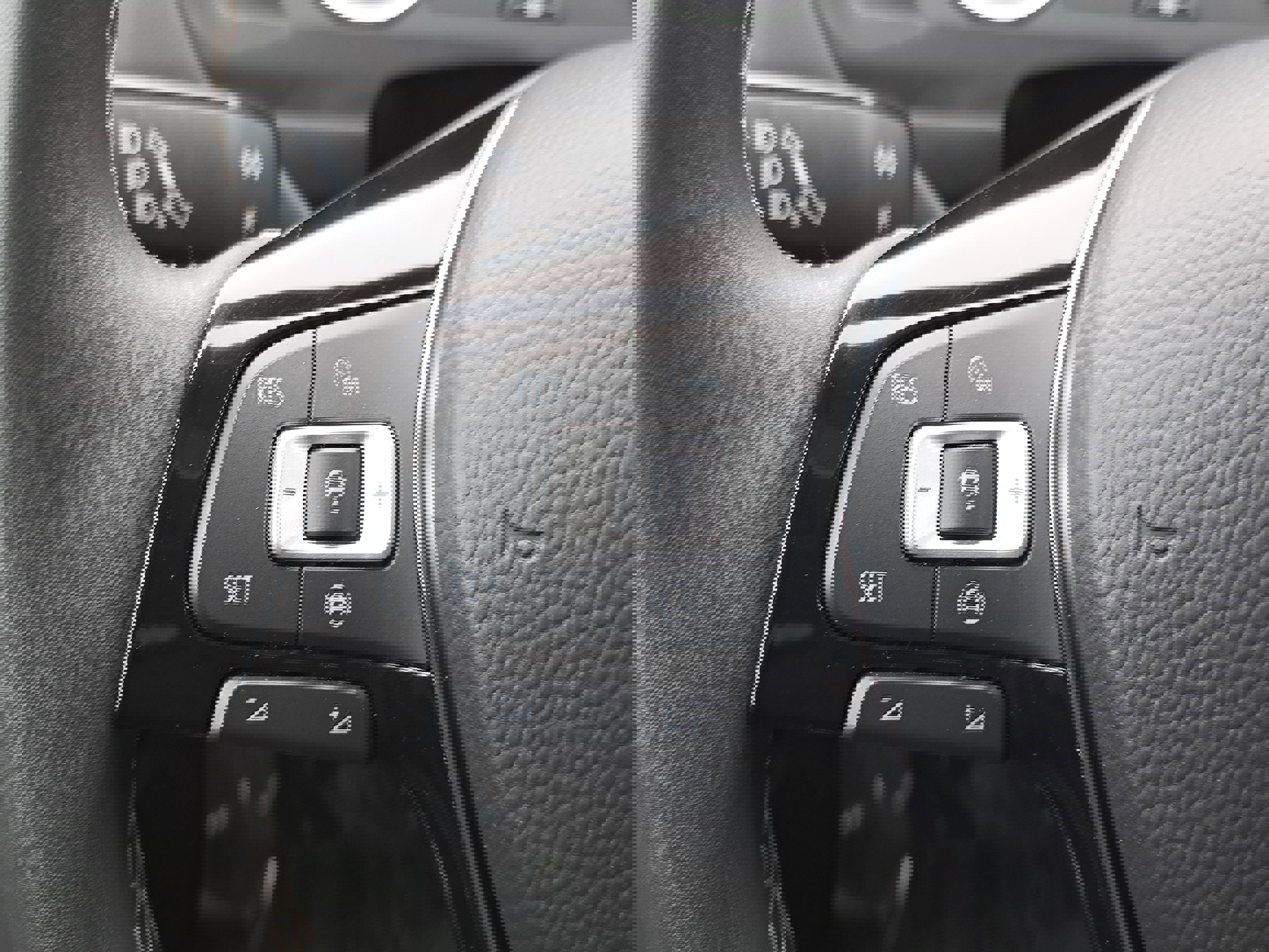 Used 2021 Volkswagen Tiguan SE image 16