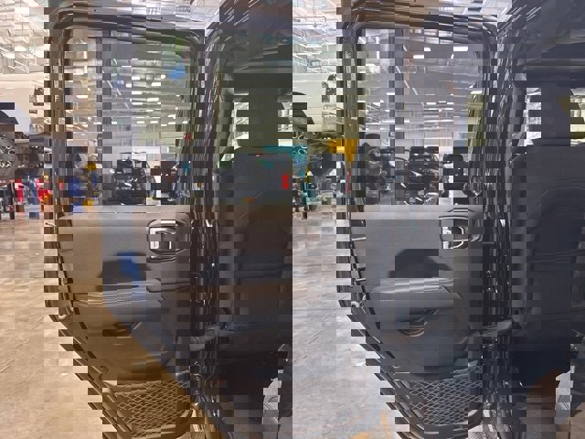 New 2025 Jeep Wrangler Sahara image 11