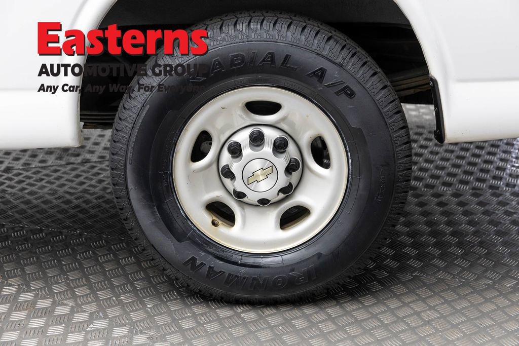 Used 2020 Chevrolet Express 2500 w/ Driver Convenience Package image 8