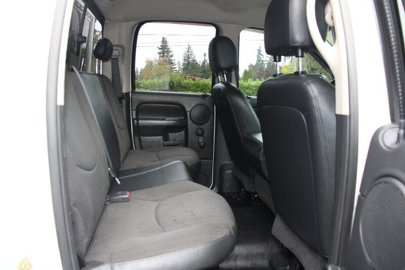 Used 2005 Dodge Ram 2500 Truck ST w/ Trailer Tow Group AWD/4WD image 6