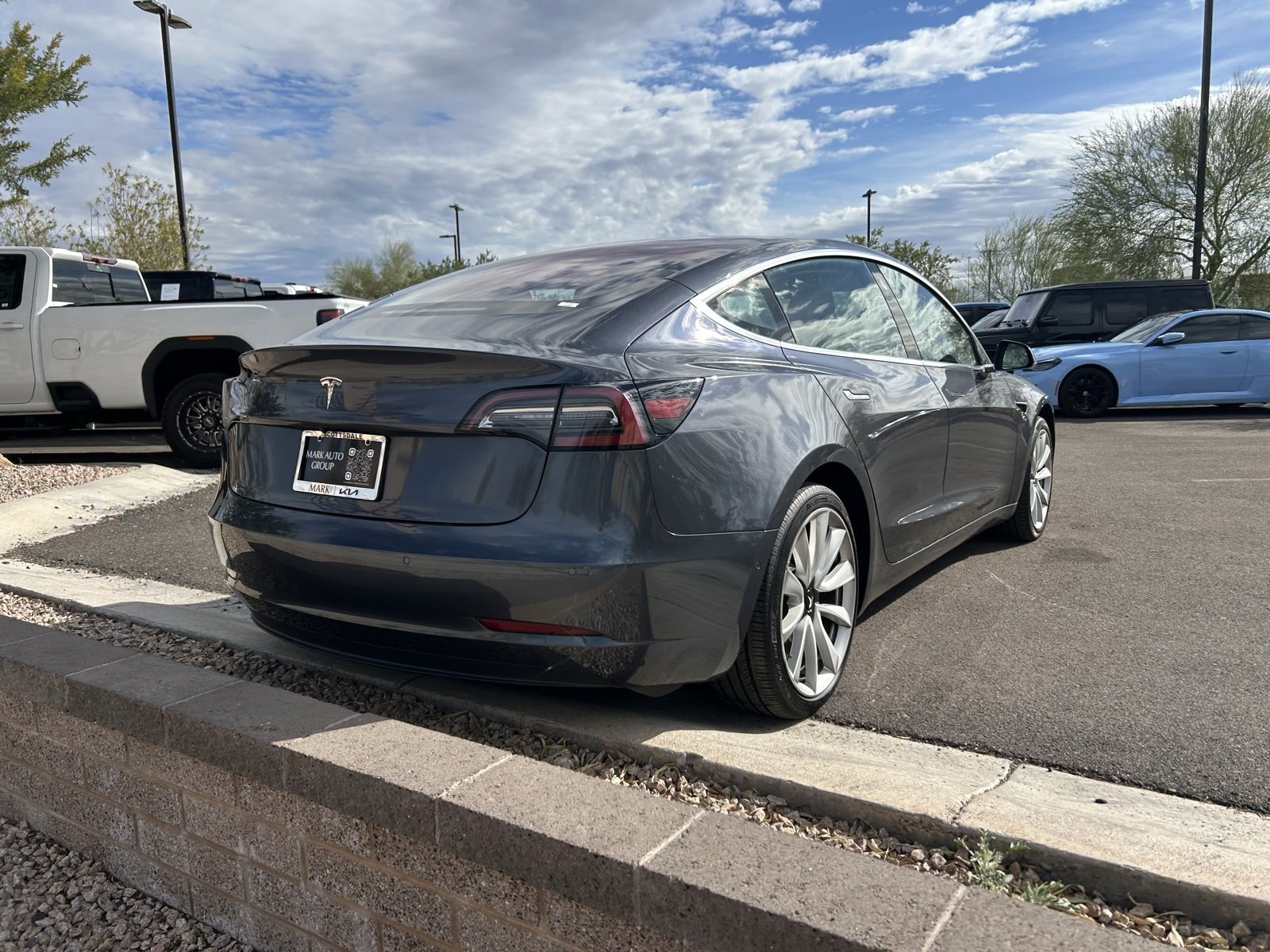Used 2018 Tesla Model 3 image 3
