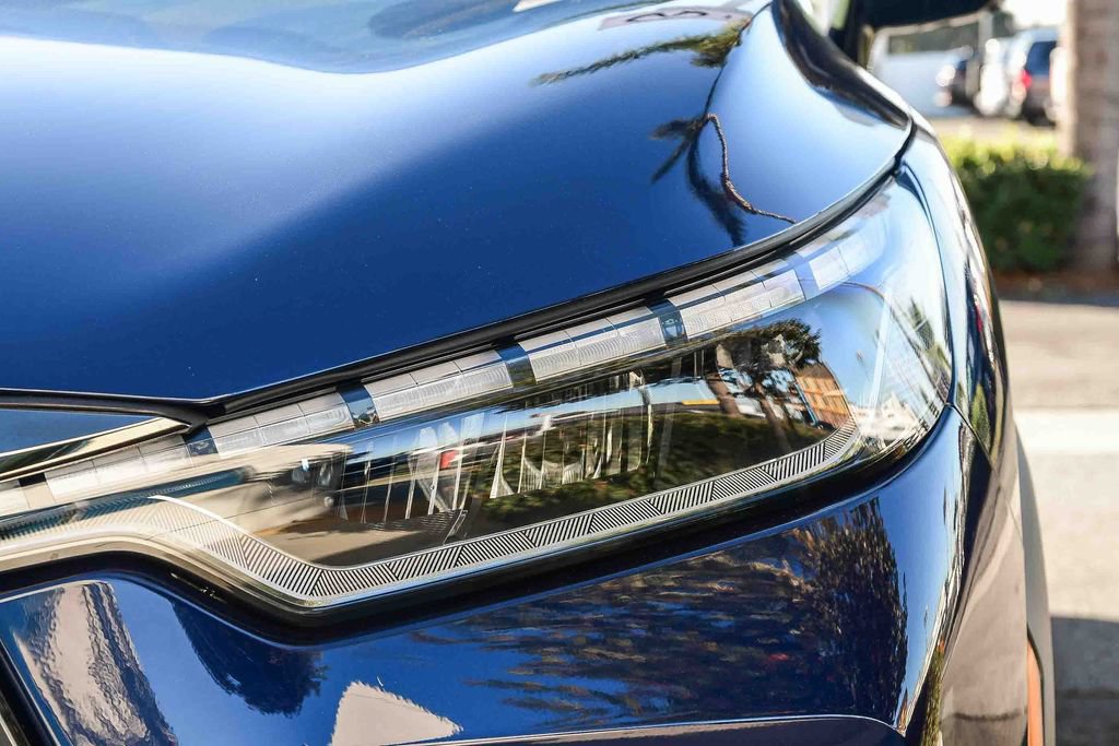 Certified 2026 INFINITI QX60 Sport w/ Dark Cargo Package AWD/4WD image 8