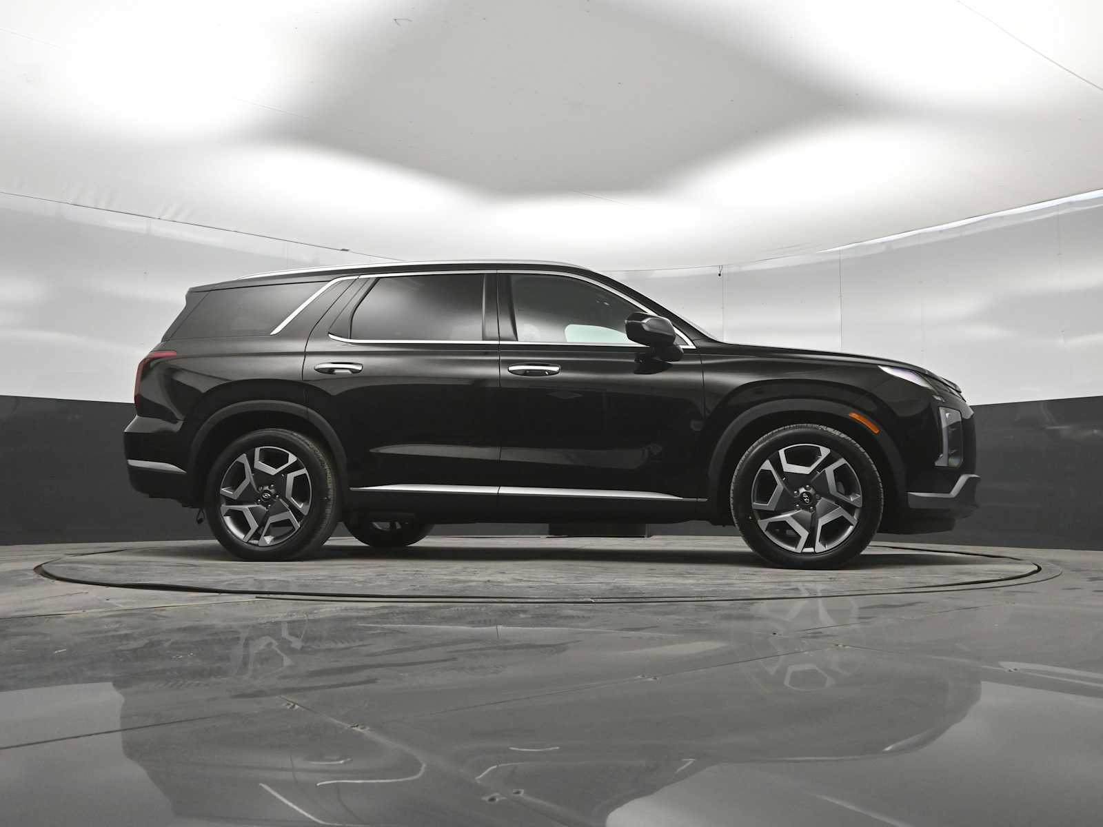 Used 2023 Hyundai Palisade SEL w/ Cargo Package AWD/4WD image 42