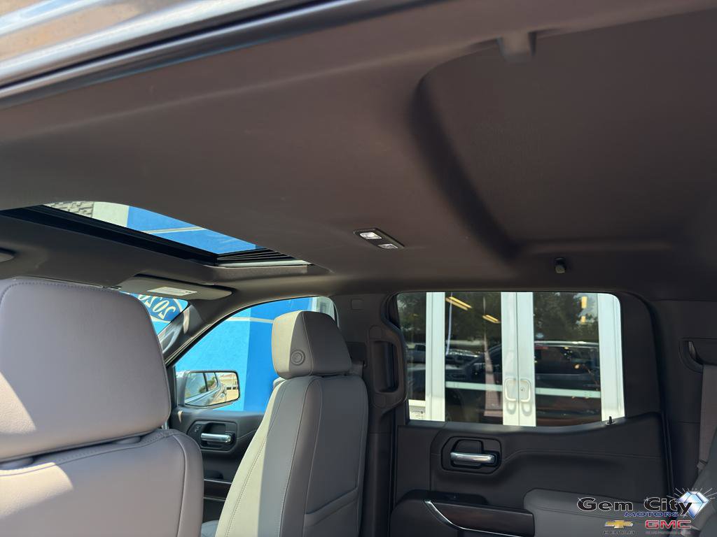 Used 2020 GMC Sierra 1500 SLT w/ SLT Premium Plus Package image 12