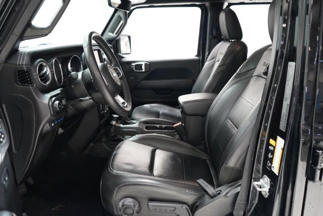 Used 2023 Jeep Wrangler Unlimited Sahara image 12