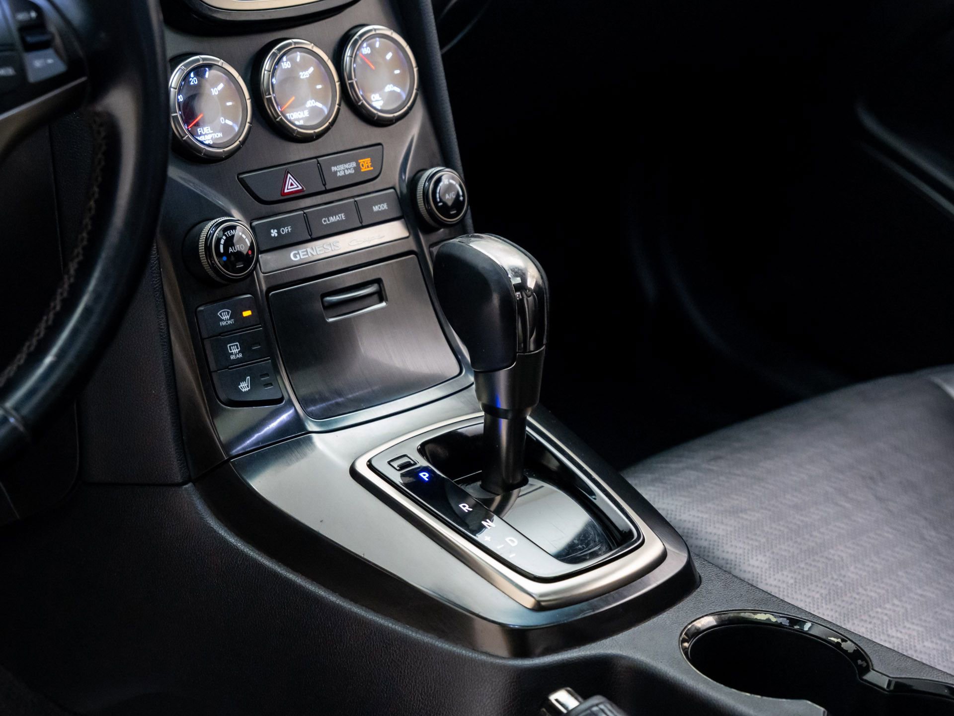 Used 2013 Hyundai Genesis 3.8 image 12