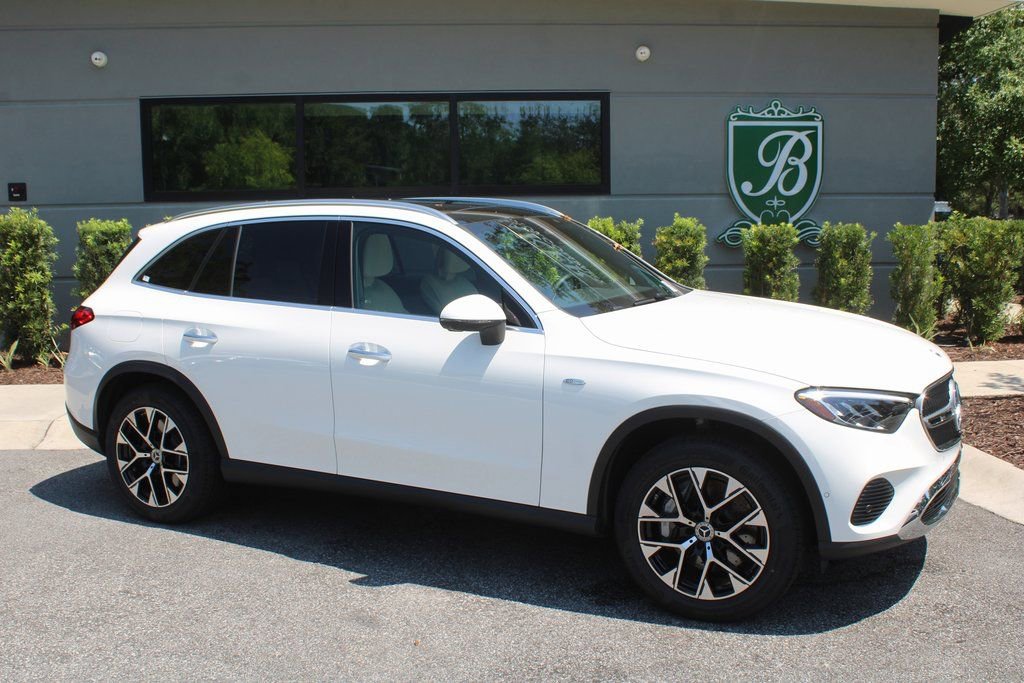 Certified 2025 Mercedes-Benz GLC 350e image 2