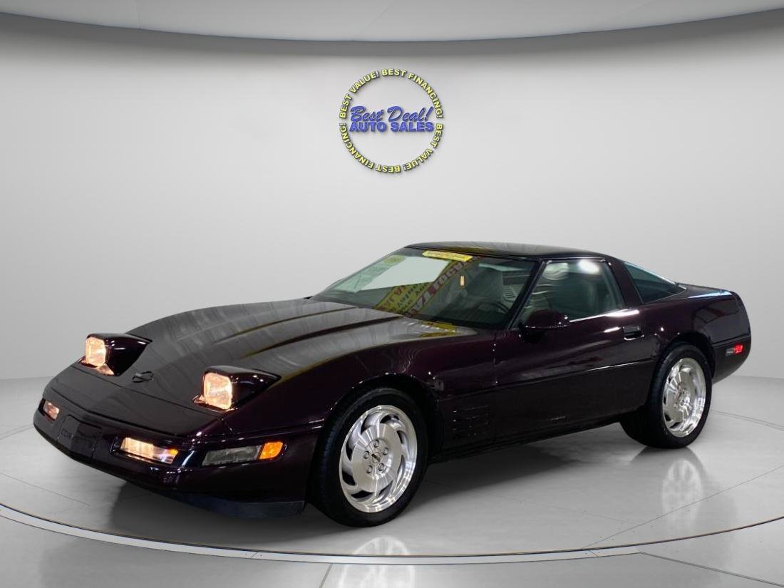 Used 1993 Chevrolet Corvette Coupe RWD image 2