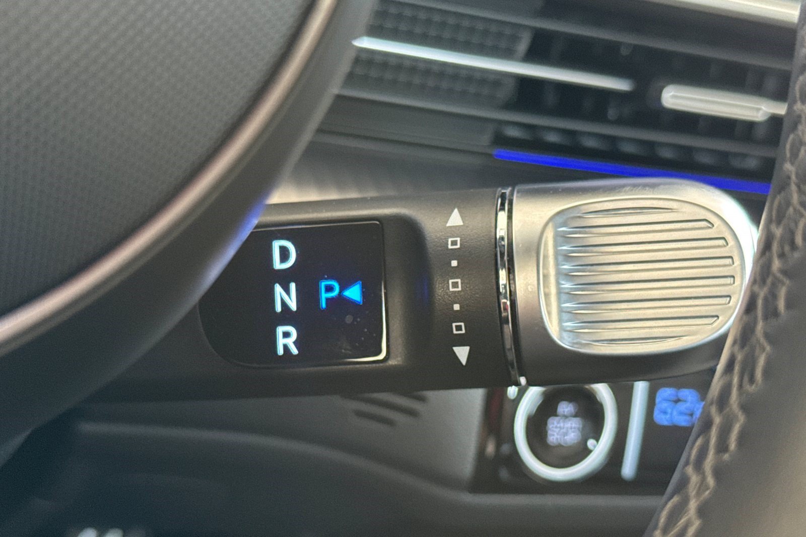Used 2023 Hyundai Ioniq 6 Limited AWD/4WD image 27