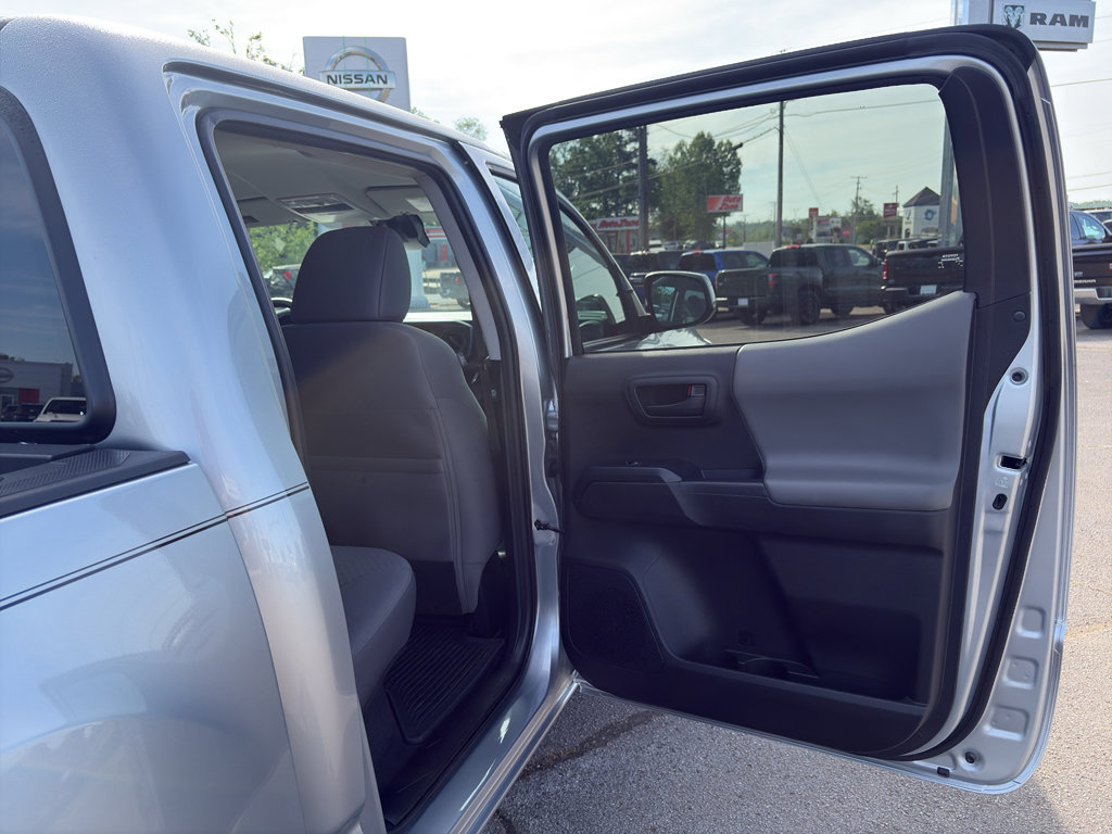 Used 2023 Toyota Tacoma SR image 20