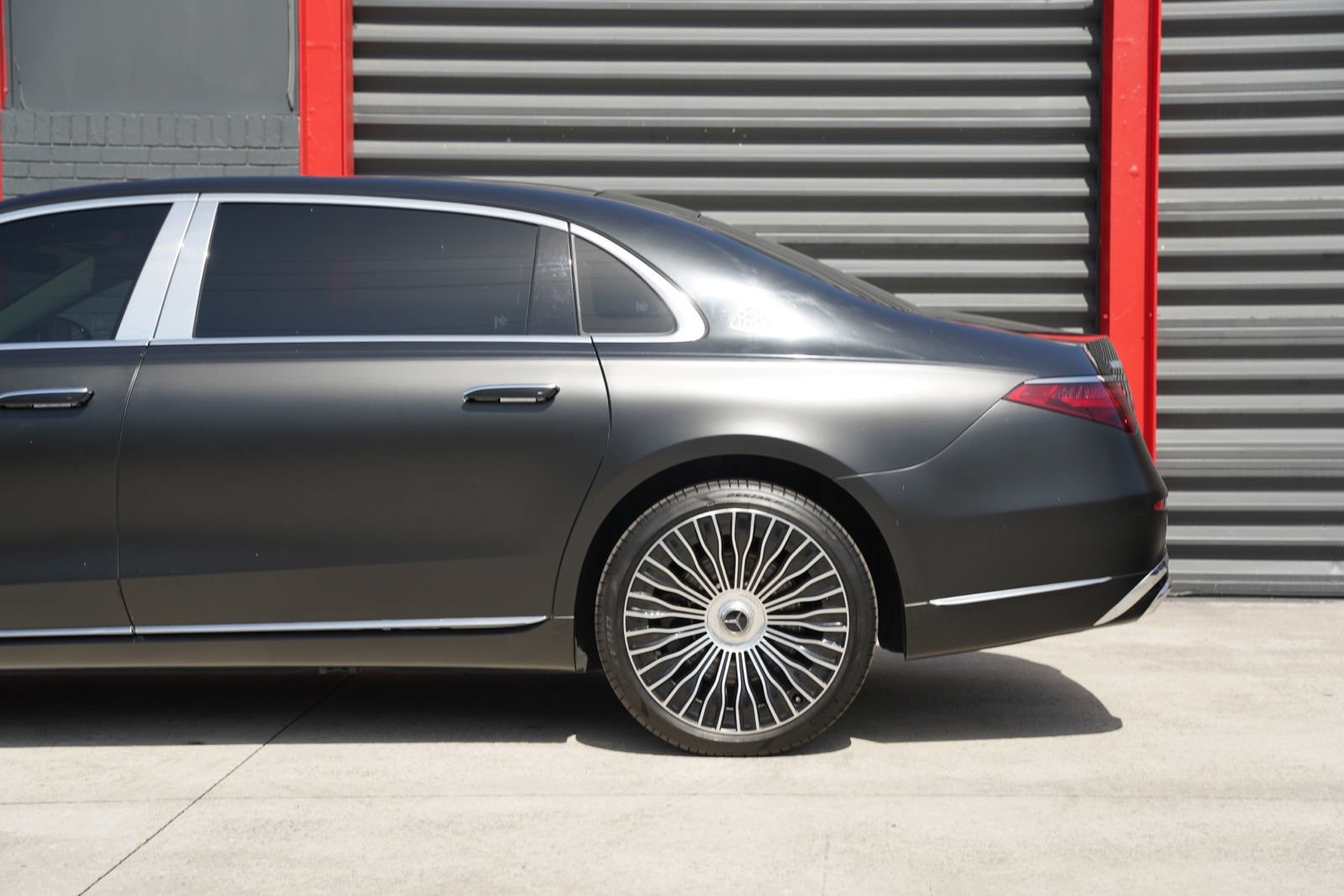 Used 2024 Mercedes-Benz Maybach S 580 4MATIC image 3