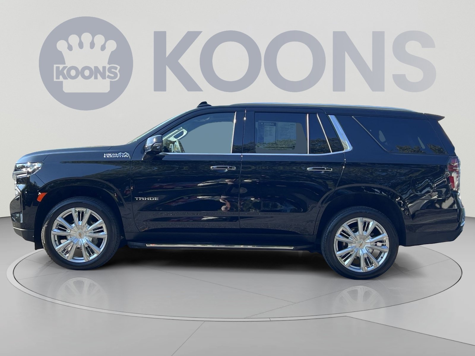 Used 2024 Chevrolet Tahoe High Country w/ Max Trailering Package AWD/4WD image 5
