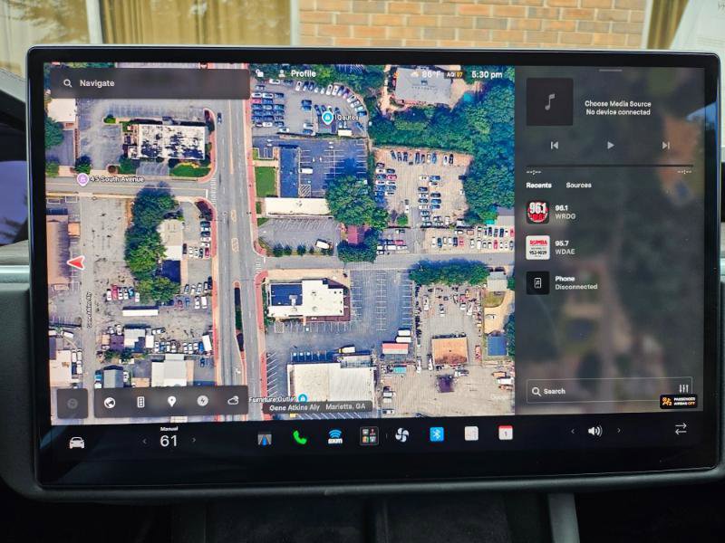 Used 2023 Tesla Model X AWD/4WD image 41