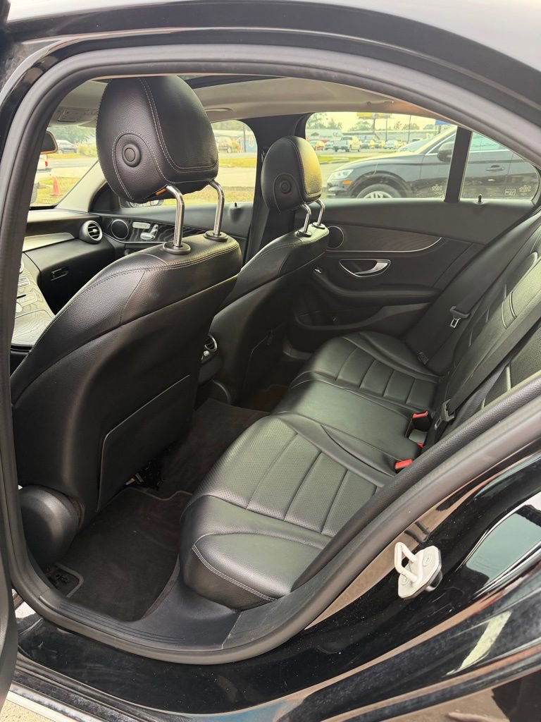 Used 2016 Mercedes-Benz C 300 Sedan image 9