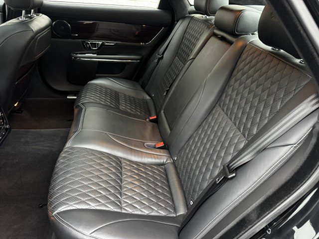 Used 2017 Jaguar XJ L Portfolio image 7