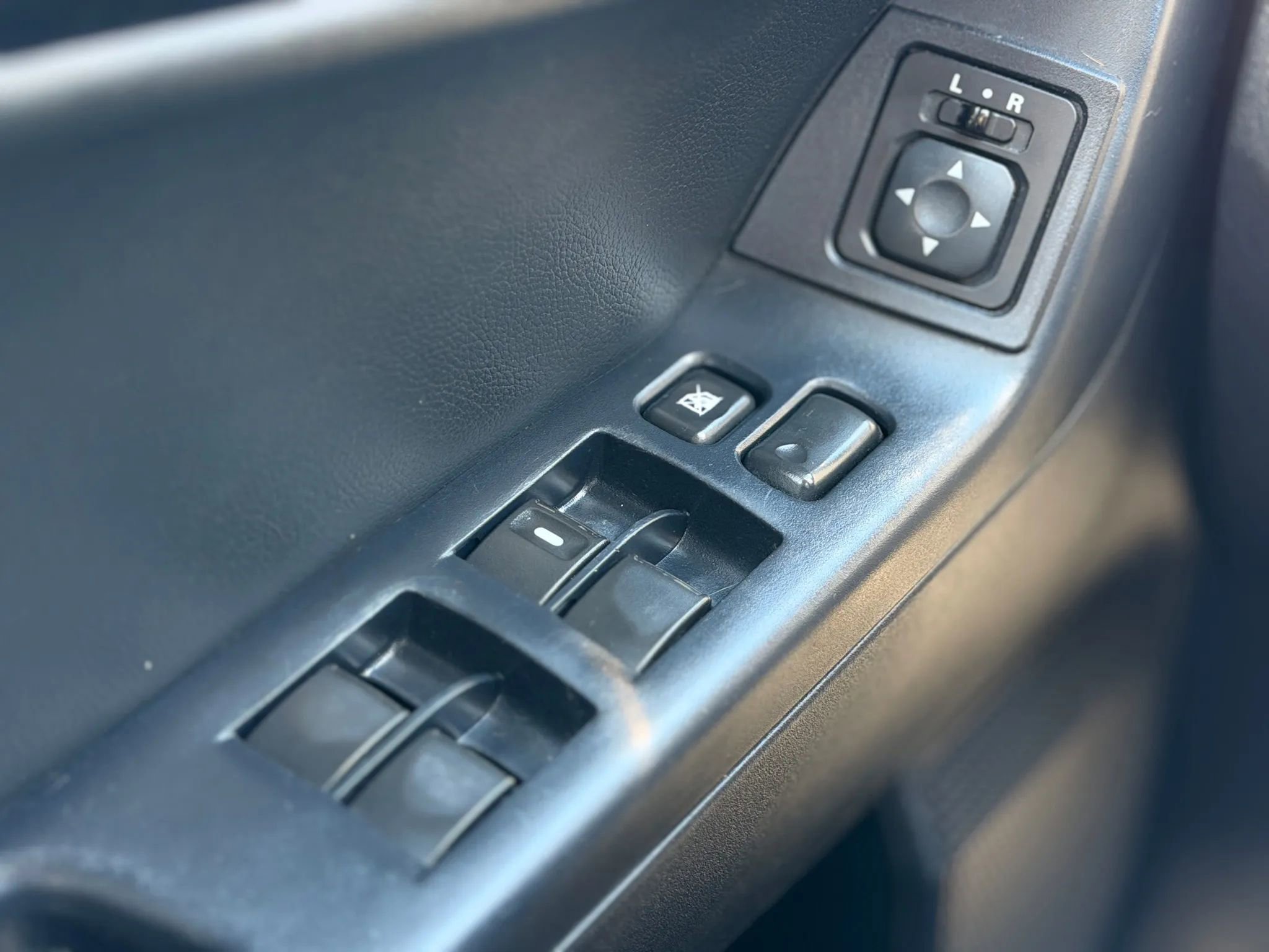 Used 2014 Mitsubishi Lancer Evolution MR image 39