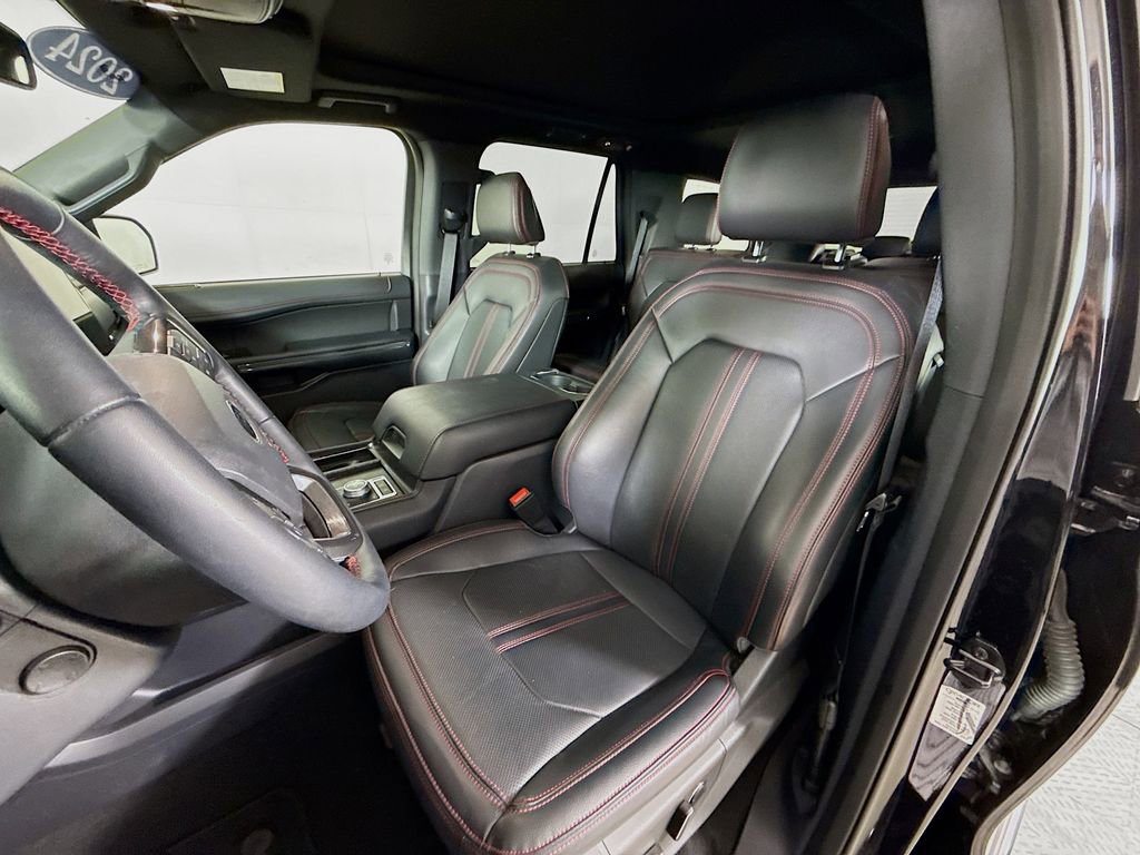 Certified 2024 Ford Expedition Limited image 2