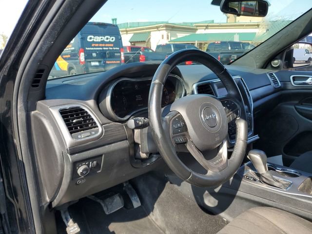 Used 2019 Jeep Grand Cherokee Laredo AWD/4WD image 10