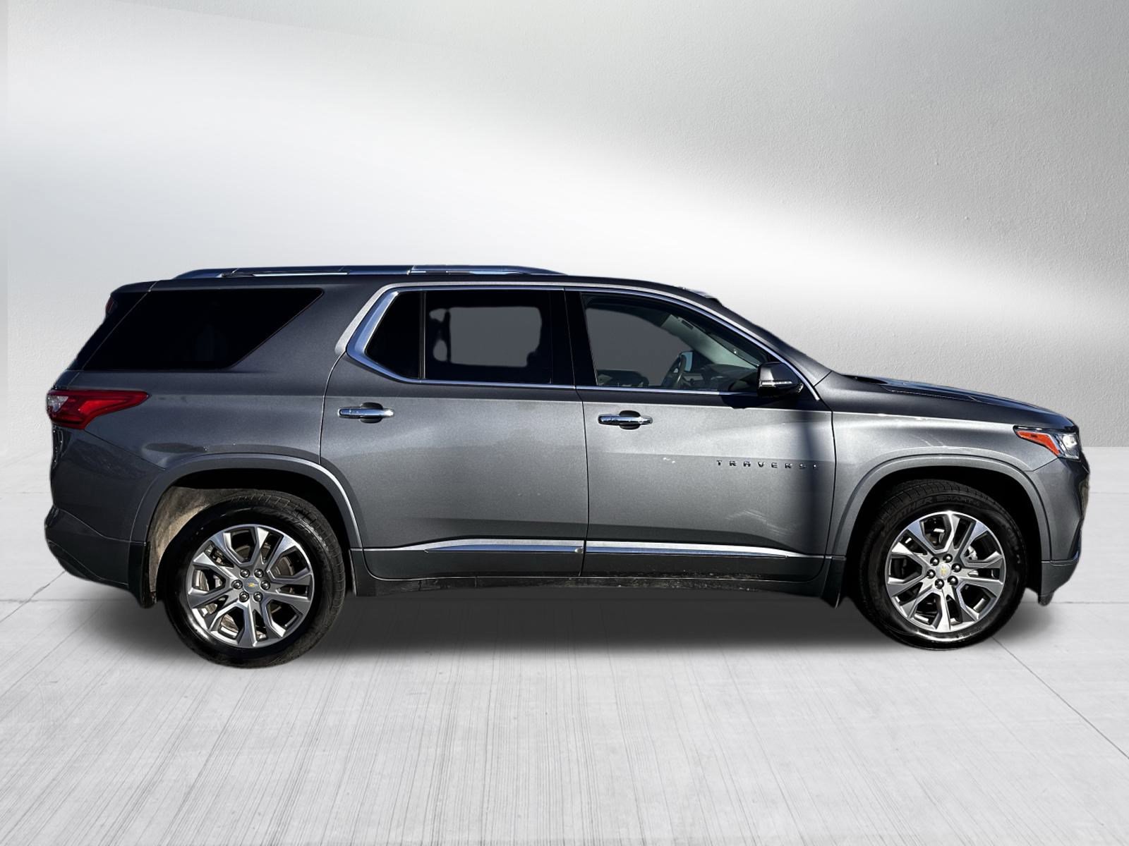 Used 2021 Chevrolet Traverse Premier image 8