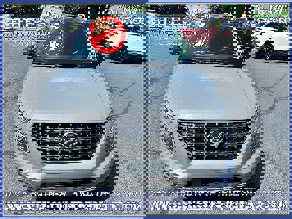 Used 2022 Hyundai Venue Limited w/ Cargo Package