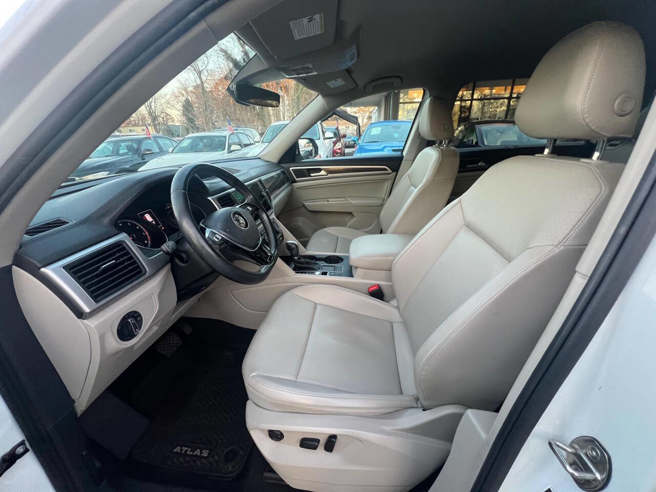 Used 2018 Volkswagen Atlas SE image 14