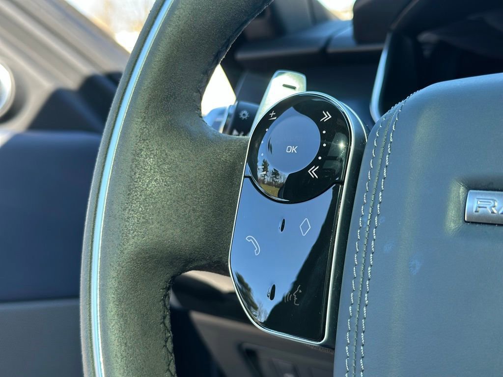 Used 2022 Land Rover Range Rover Sport HST image 31