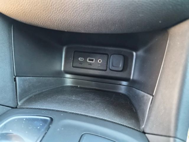 Used 2024 Chevrolet Equinox LT FWD image 30