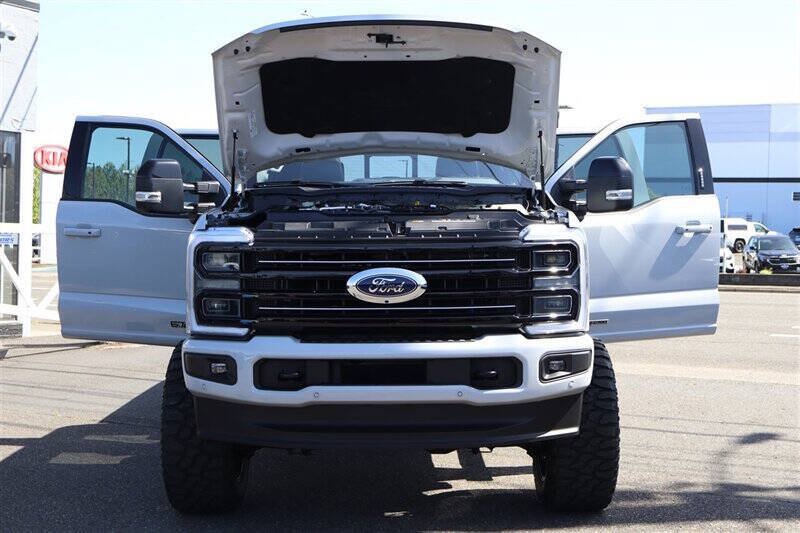 Used 2026 Ford F350 Platinum AWD/4WD image 45