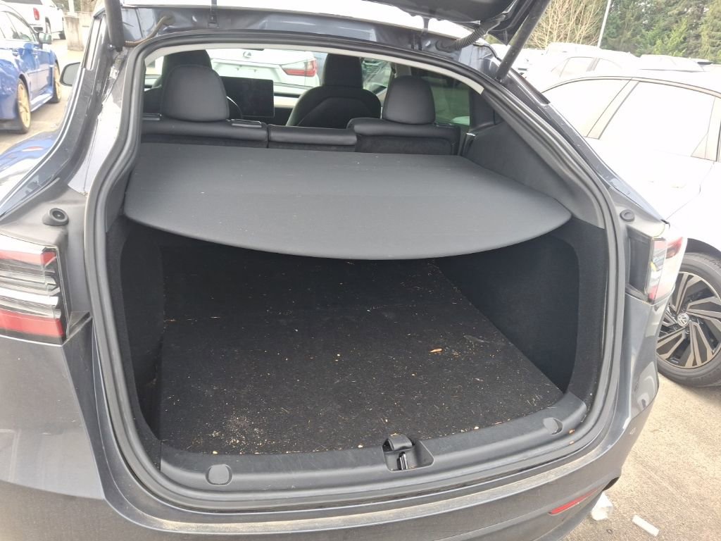 Used 2023 Tesla Model Y Performance image 8