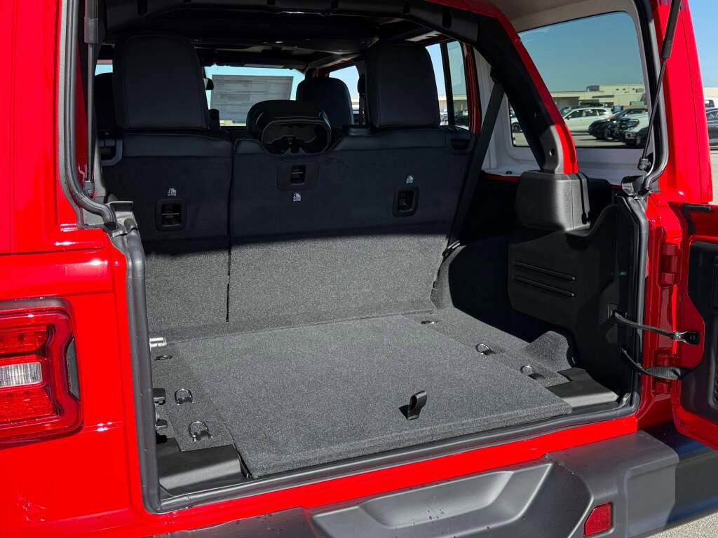 New 2026 Jeep Wrangler Rubicon image 33