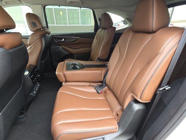 Used 2023 Acura MDX SH-AWD w/ Advance Package image 14