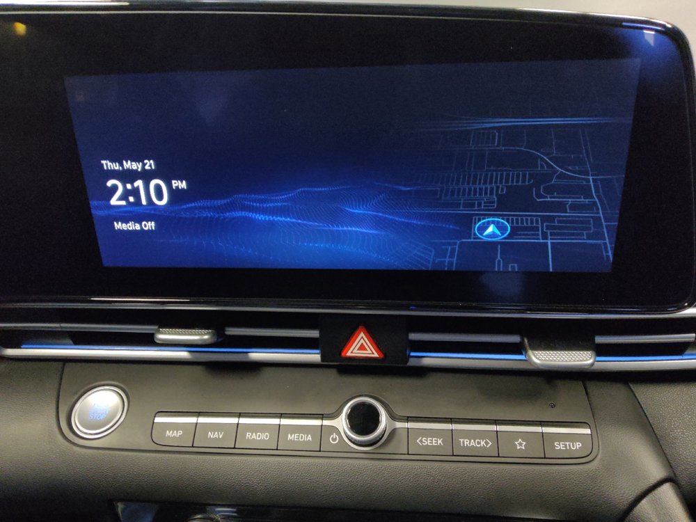 Used 2025 Hyundai Elantra SEL FWD image 25