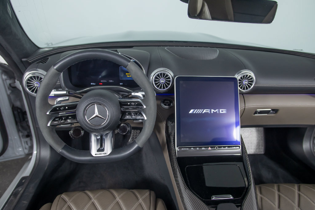 Used 2022 Mercedes-Benz SL 63 AMG 4MATIC image 36