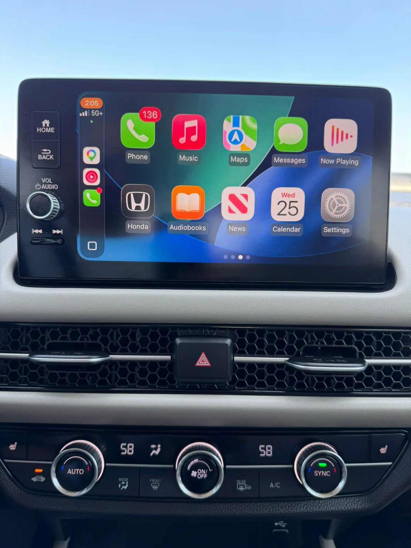 Used 2025 Honda HR-V EX-L image 9