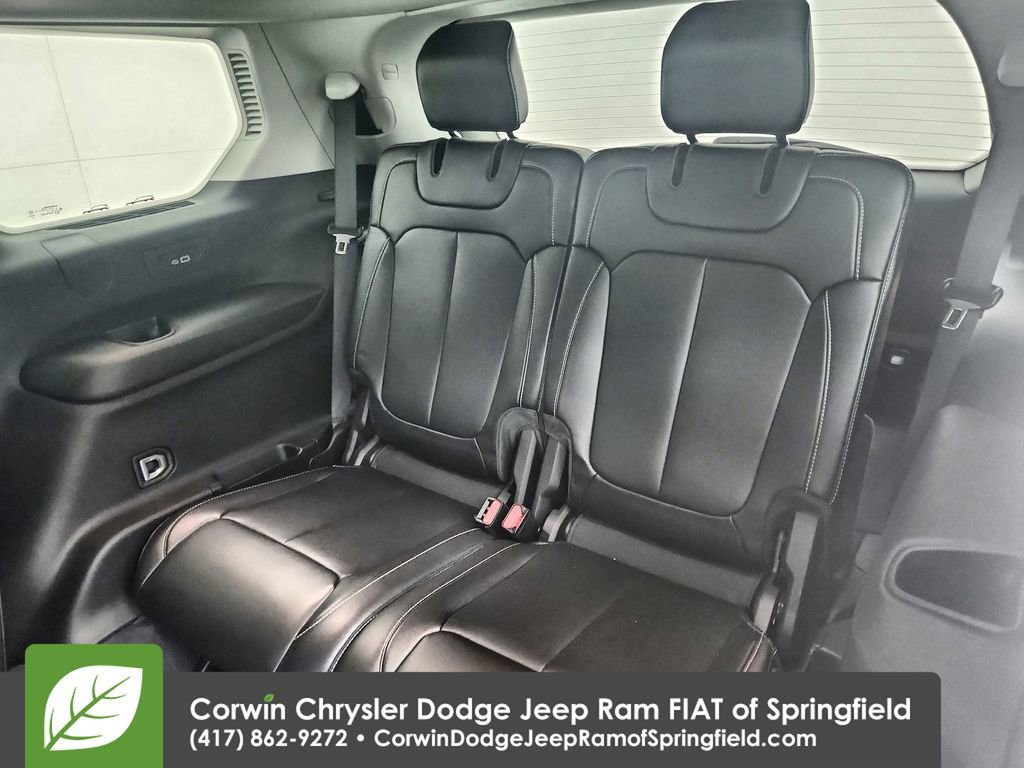 Used 2023 Jeep Grand Cherokee L Limited image 32